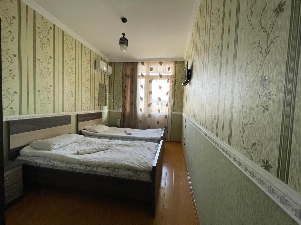 Imperator 1 Hotel Kutaiszi Kültér fotó