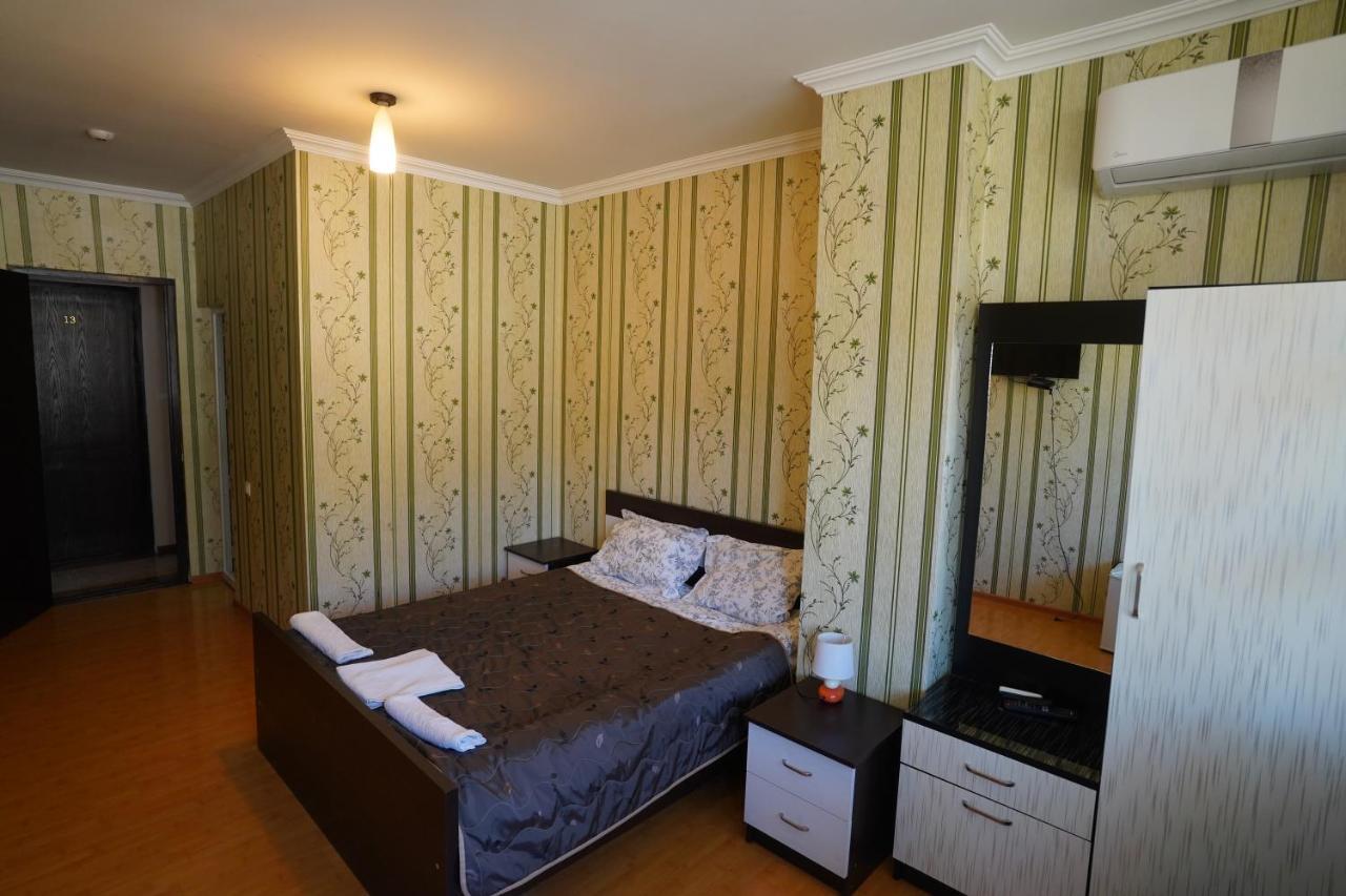Imperator 1 Hotel Kutaiszi Kültér fotó