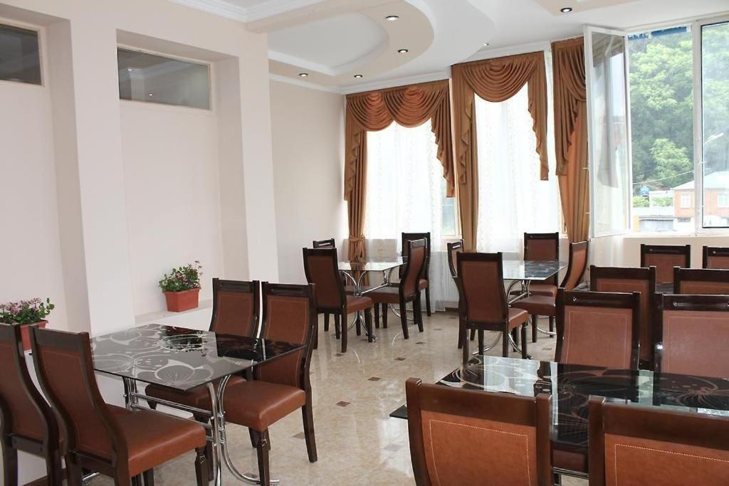 Imperator 1 Hotel Kutaiszi Kültér fotó